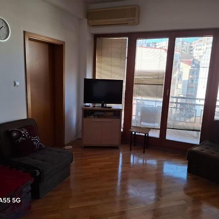 Alpi Hostel Скопие Екстериор снимка