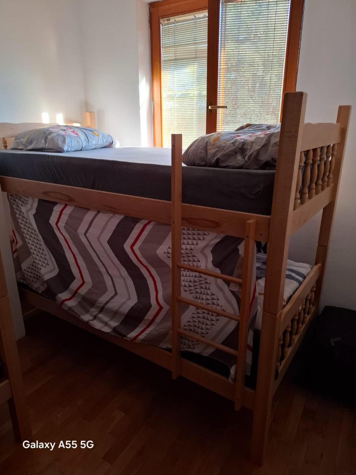 Alpi Hostel Скопие Екстериор снимка