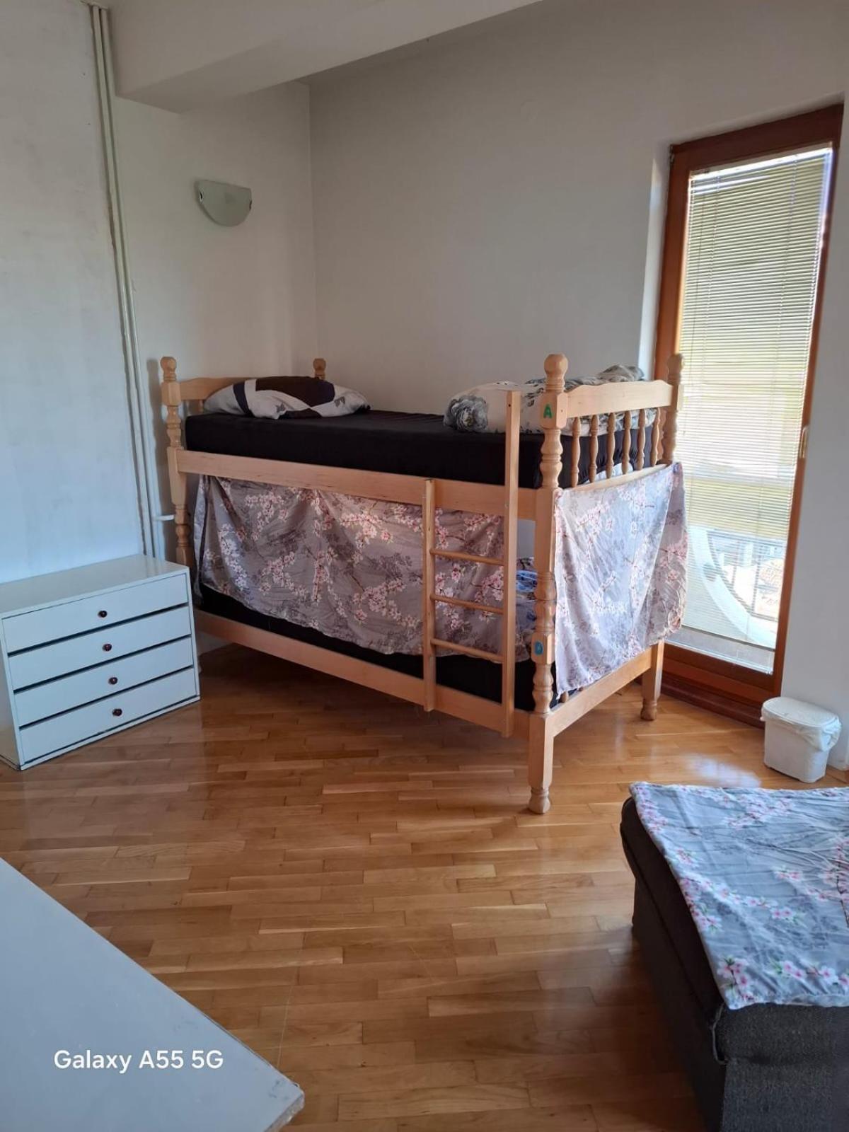 Alpi Hostel Скопие Екстериор снимка
